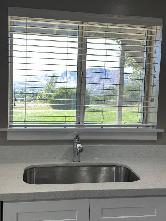 House for rent at 1130 Ut-198, Payson, UT 84651