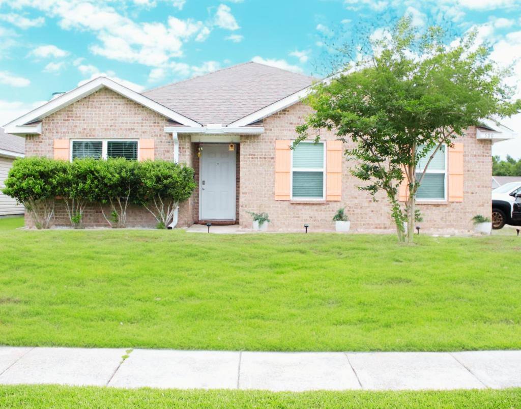 House for rent at 500 E Marigold Dr, Long Beach, MS 39560