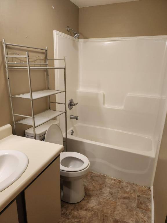 Apartment for rent at 901 Princeton Rd #504, Madisonville, KY 42431