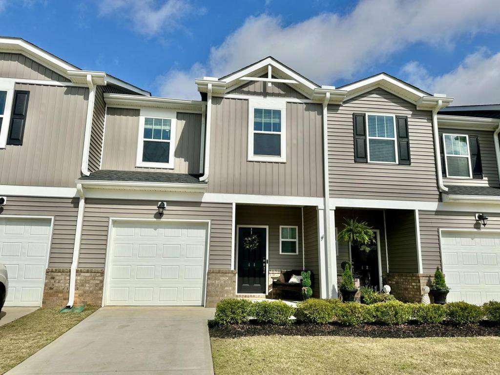 Townhouse for rent at 44 Beachley Place, Simpsonville, SC 29680