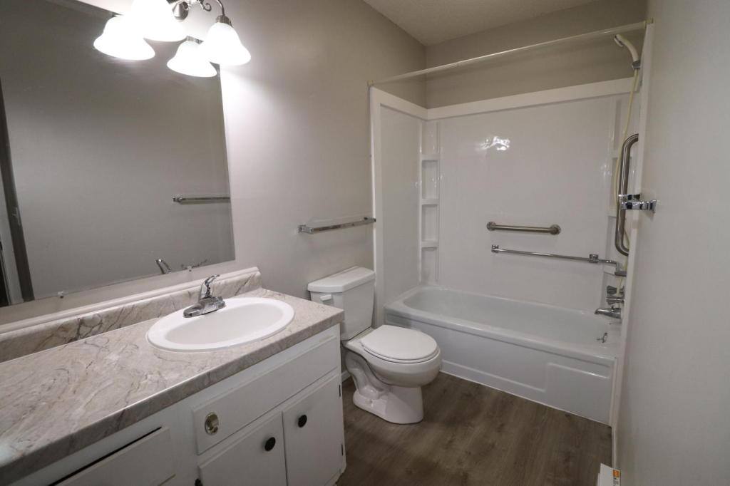 Apartment for rent at 23053 Main St #12, Reeds Spring, MO 65737