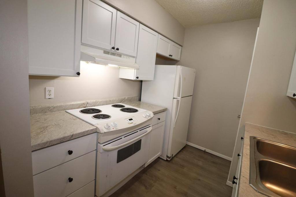 Apartment for rent at 23053 Main St #12, Reeds Spring, MO 65737