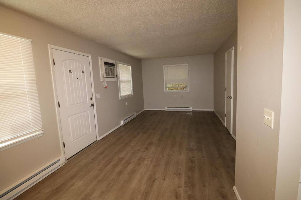 Apartment for rent at 23053 Main St #12, Reeds Spring, MO 65737