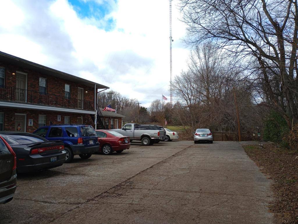 Apartment for rent at 2345 Green River Rd, Henderson, KY 42420