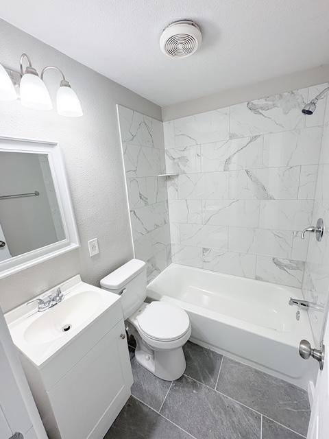 Townhouse for rent at 1107 W 2nd St, Tulsa, OK 74127