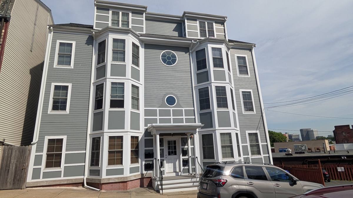 Condo for rent at 32 Parker St #4, Charlestown, MA 02129