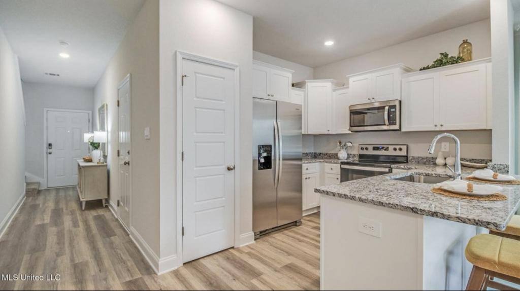 Townhouse for rent at 7813 Reagan Court, Ocean Springs, MS 39564