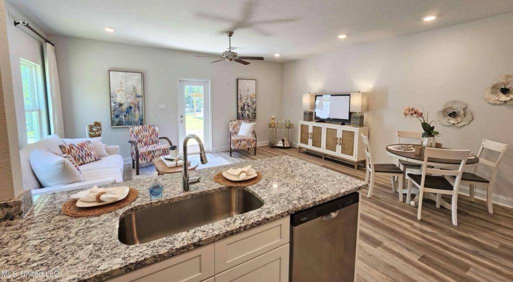 Townhouse for rent at 7813 Reagan Court, Ocean Springs, MS 39564