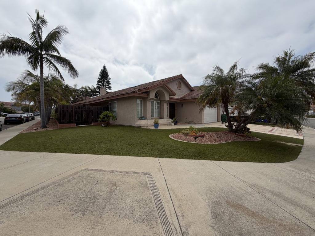 House for rent at 11995 Thomas Hayes Lane, San Diego, CA 92126