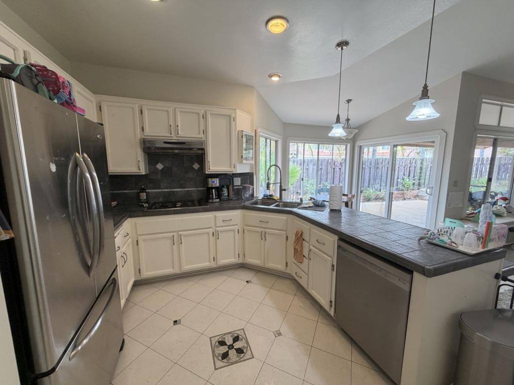 House for rent at 11995 Thomas Hayes Lane, San Diego, CA 92126