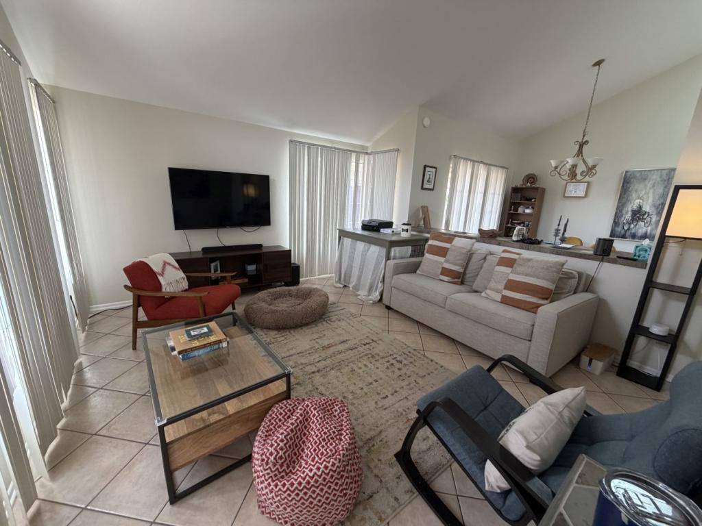 House for rent at 11995 Thomas Hayes Lane, San Diego, CA 92126