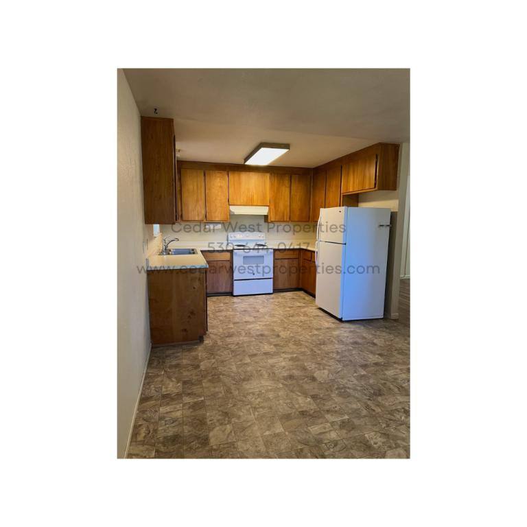 Townhouse for rent at 6216 Spruce St, Pollock Pines, CA 95726