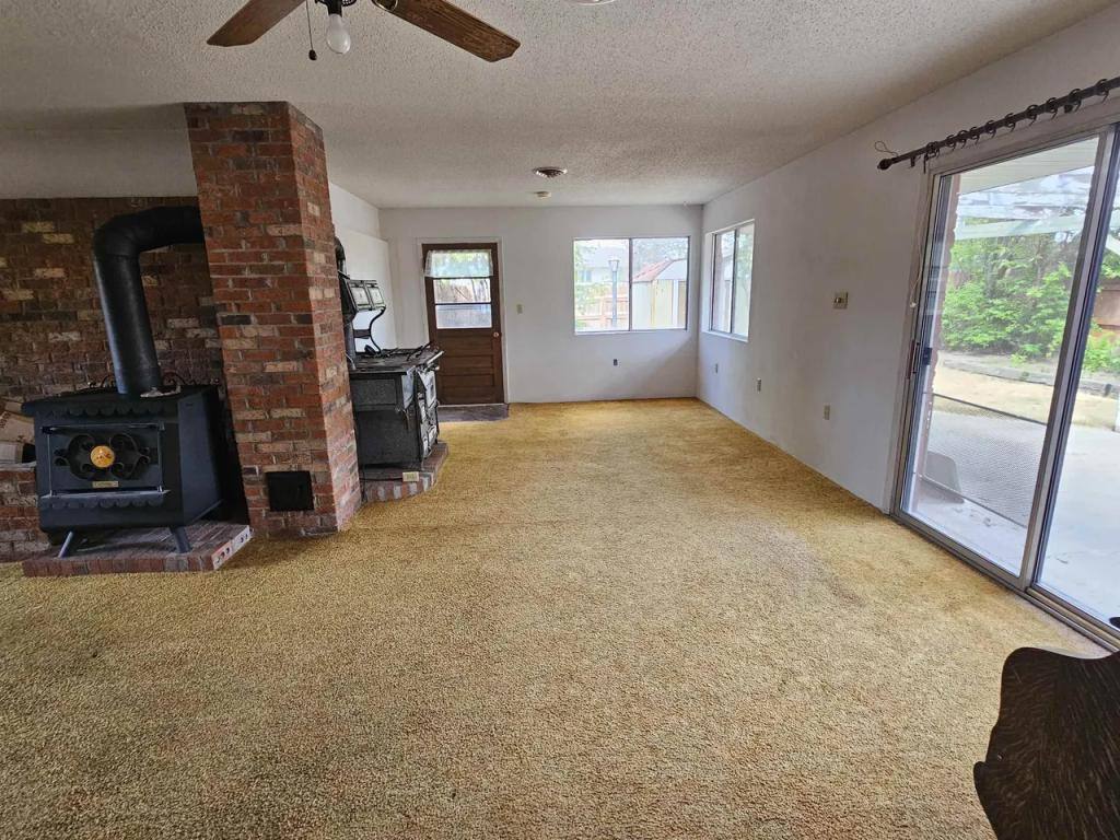 House for rent at 3254 Buena Vista Rd, Torrington, WY 82240