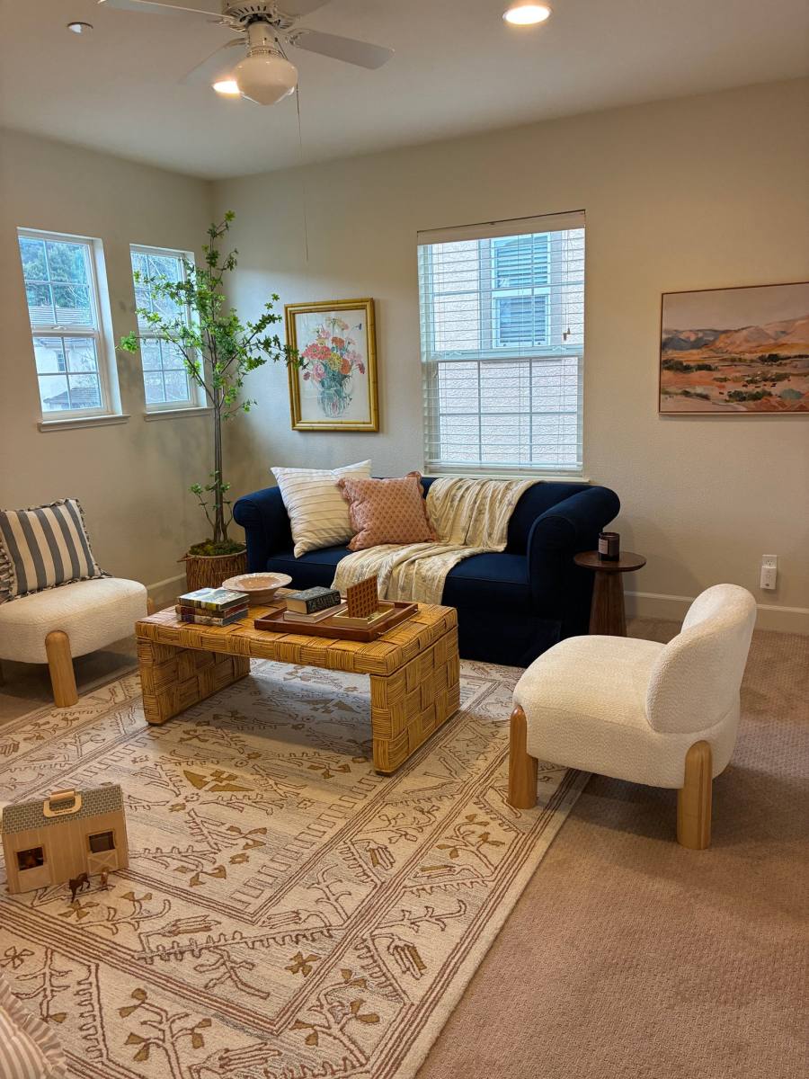 House for rent at 2017 Verbena Dr, Santa Rosa, CA 95404
