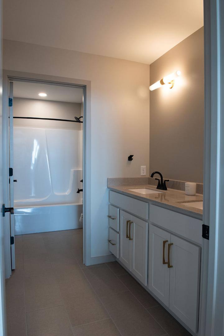 Apartment for rent at 116 N 3rd St #301, Quincy, IL 62301