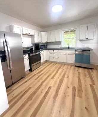 House for rent at 2859 Marshall Ave, Cincinnati, OH 45225