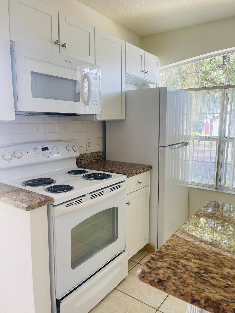 Apartment for rent at 506 Caribbean Dr, Davenport, FL 33897