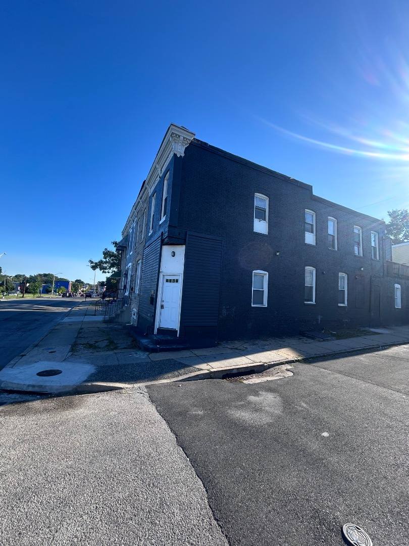 Apartment for rent at 1311 N Washington St #1, Baltimore, MD 21213