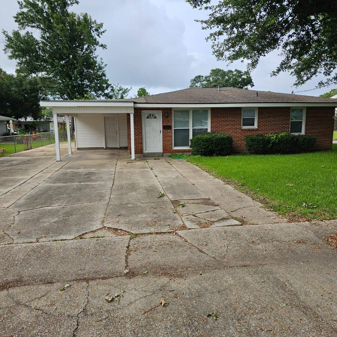 House for rent at 115 Ash St, Thibodaux, LA 70301