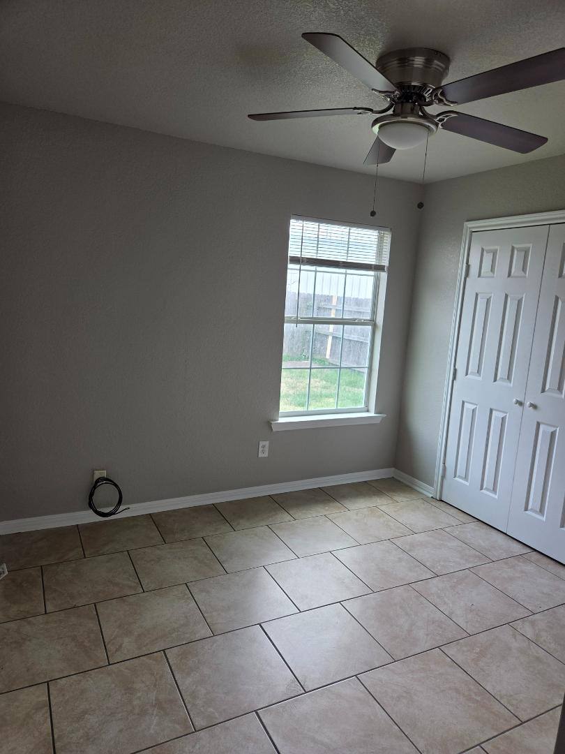 Apartment for rent at 305 Shirley Dr, Waco, TX 76705