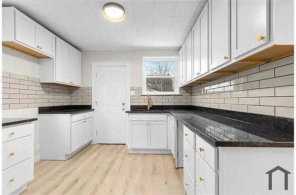 House for rent at 17151 San Juan Dr, Detroit, MI 48221