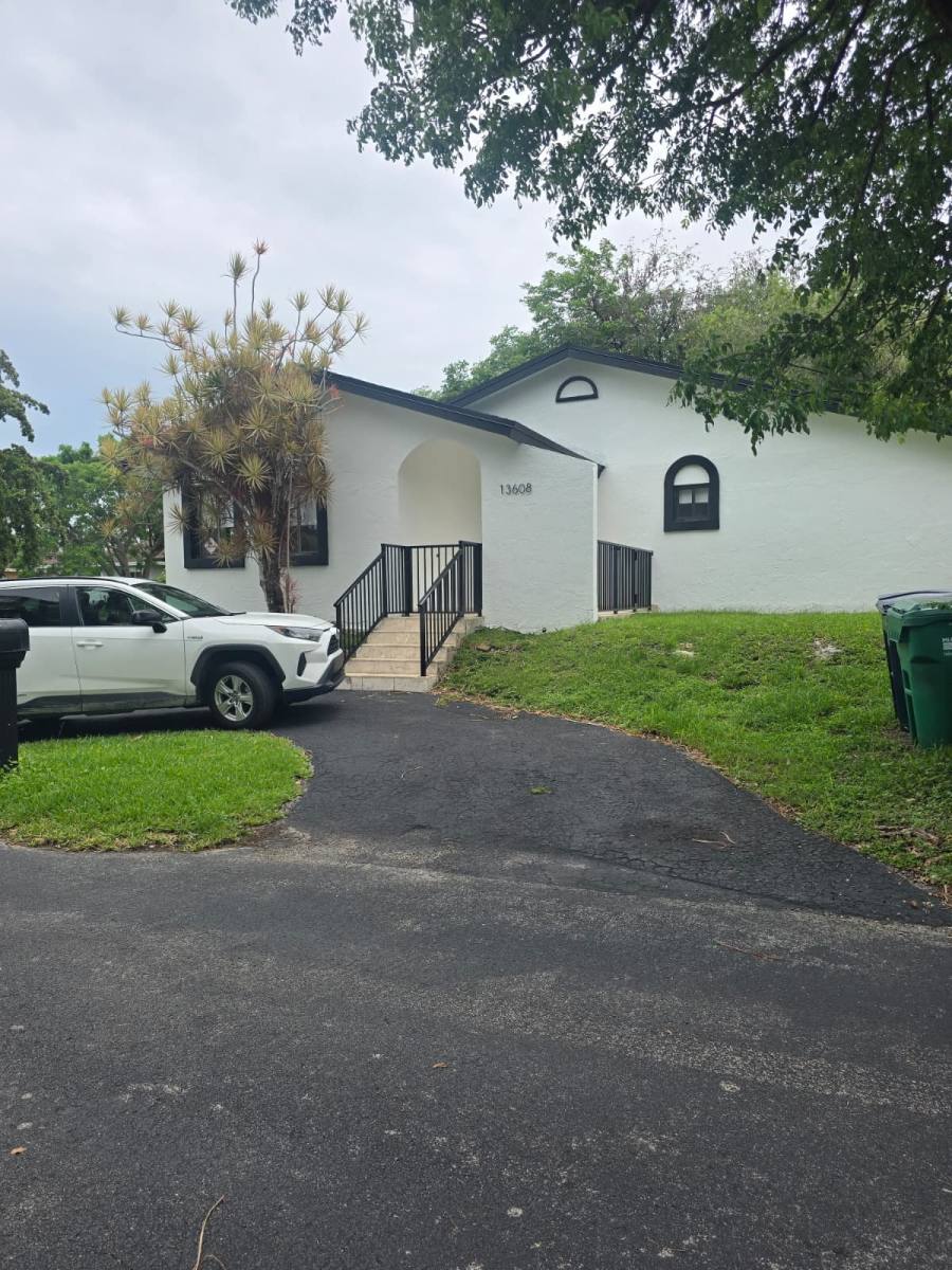 House for rent at 13608 SW 286th Terrace, Homestead, FL 33033