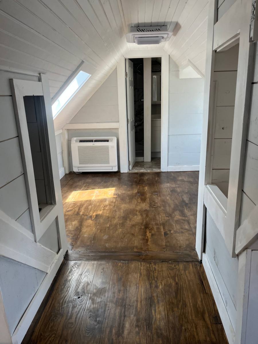 House for rent at 110 N Barbara St, Mount Joy, PA 17552