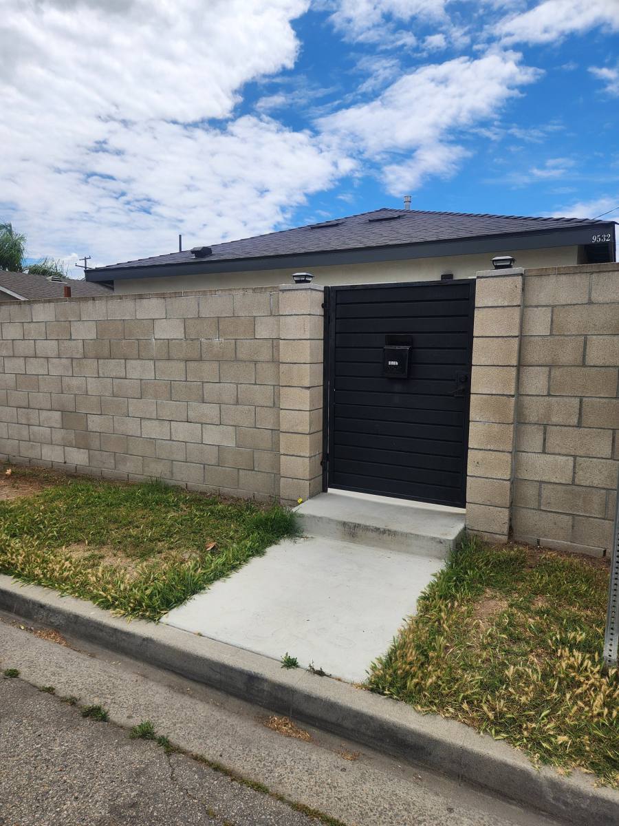 House for rent at 9532 Bixby Ave, Garden Grove, CA 92841