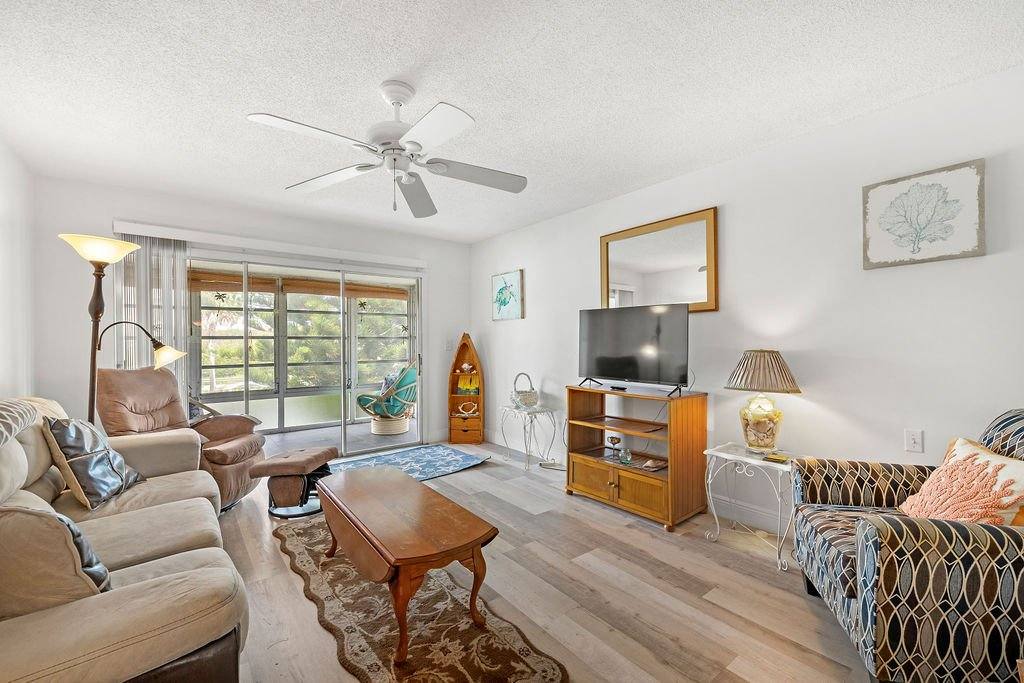 Condo for rent at 2800 Indian River Blvd #R9, Vero Beach, FL 32960