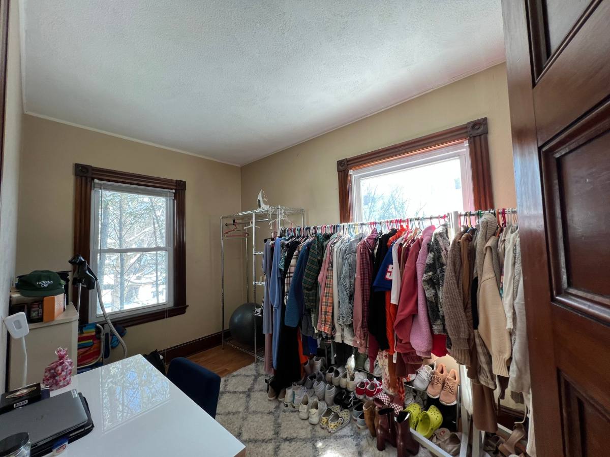 Apartment for rent at 10 Davis St #2, Woburn, MA 01801