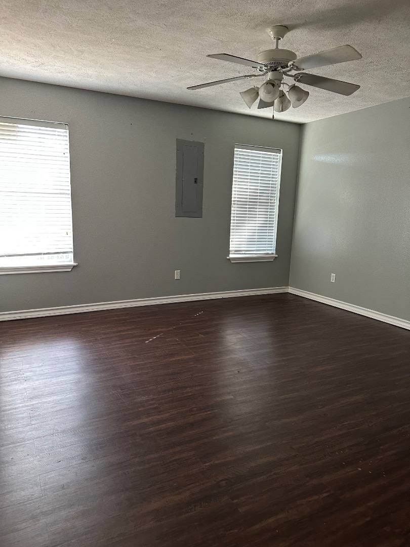 Apartment for rent at 405 Cheyenne Place, Texarkana, TX 75501
