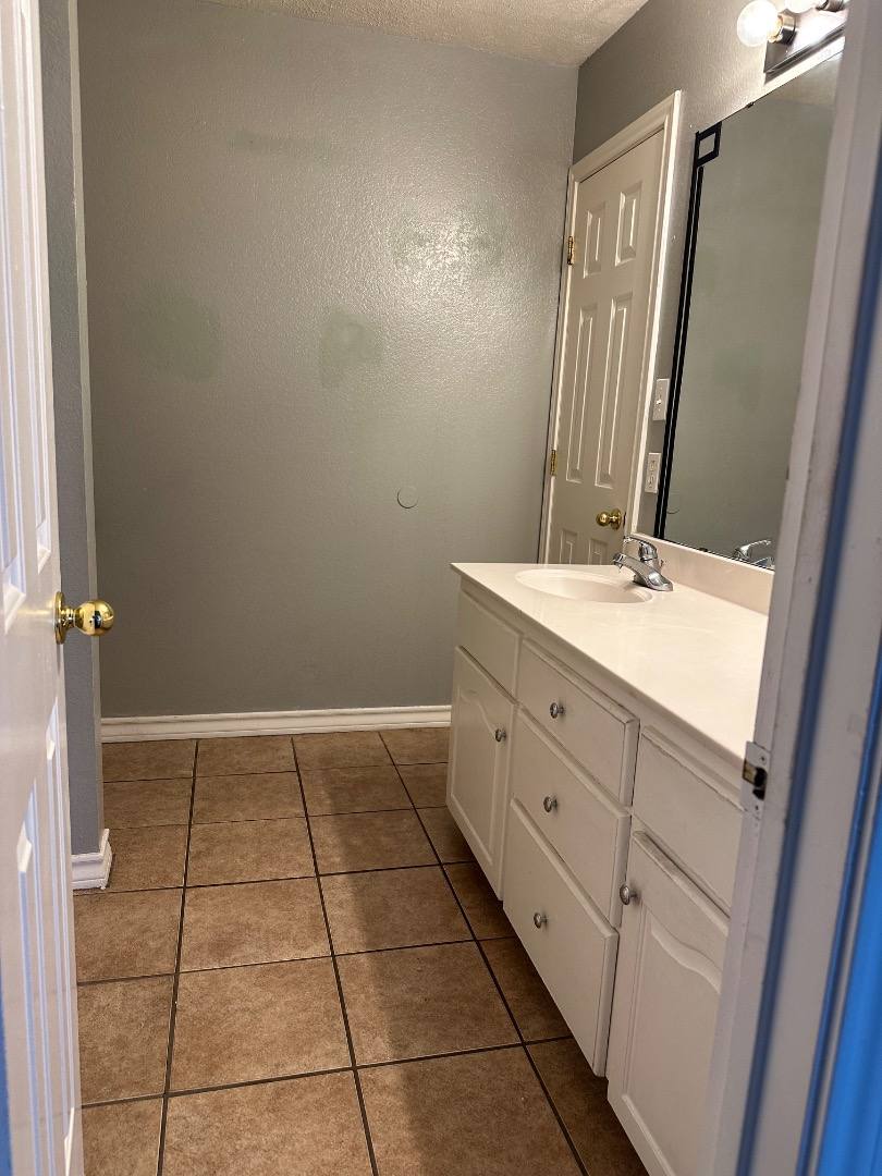Apartment for rent at 405 Cheyenne Place, Texarkana, TX 75501