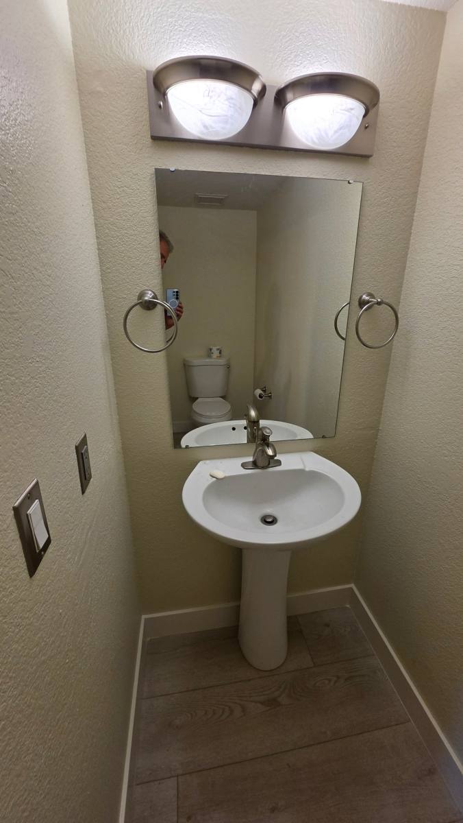 Condo for rent at 1351 N Pleasant Dr, Chandler, AZ 85225
