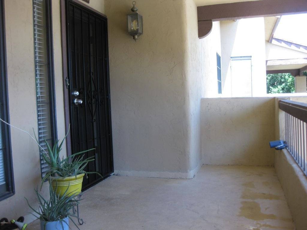 Condo for rent at 1351 N Pleasant Dr, Chandler, AZ 85225