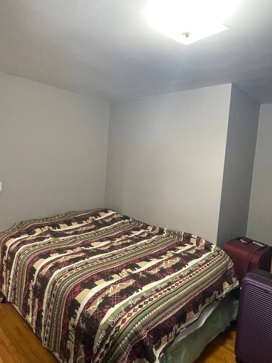 House for rent at 12 General Karge Court, Elizabeth, NJ 07202