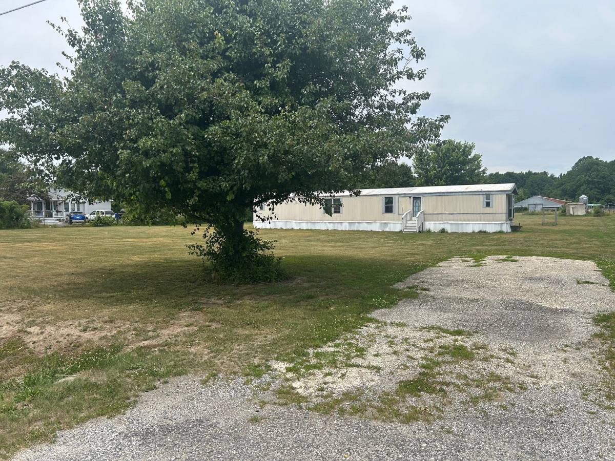 House for rent at 27461 Martins Farm Rd, Milton, DE 19968