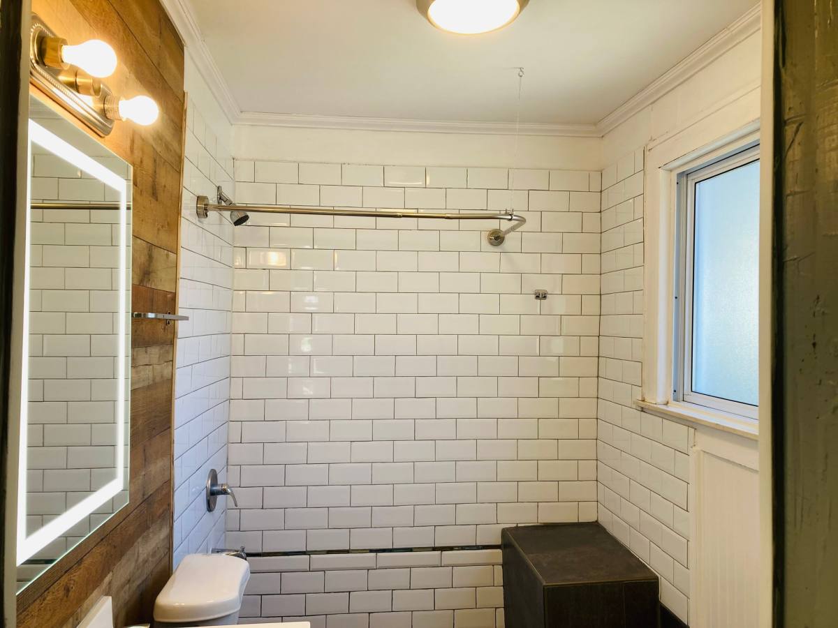House for rent at 1312 E Harry Ave, Hazel Park, MI 48030