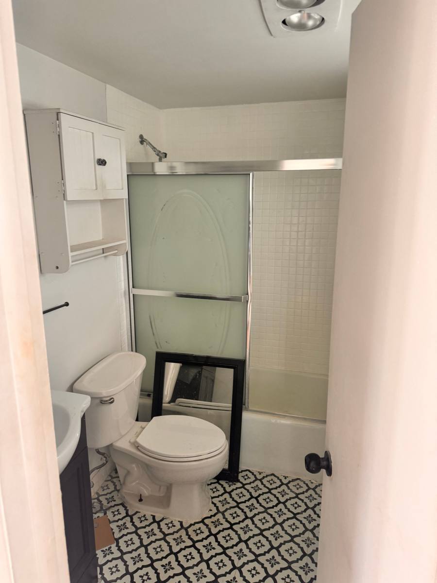 Apartment for rent at 2829 Van Buren St, Hollywood, FL 33020