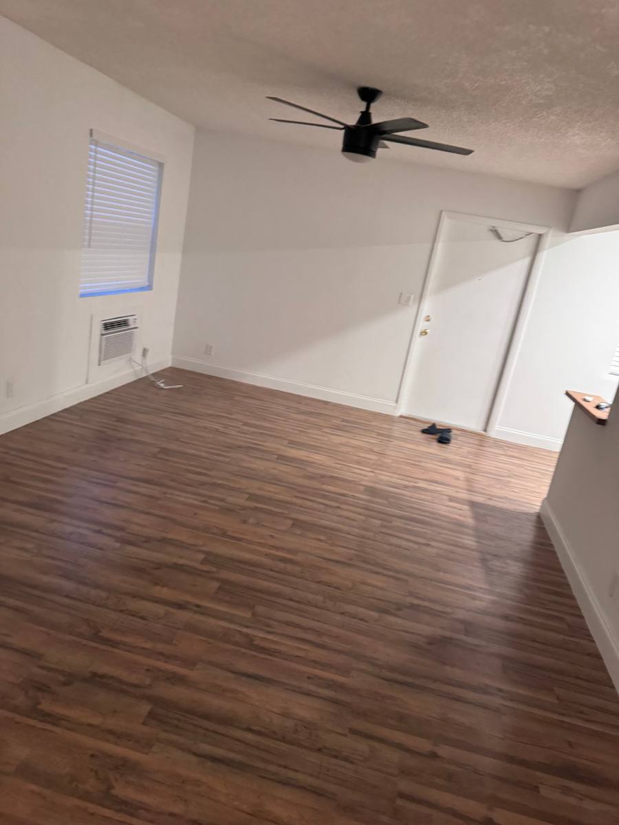 Apartment for rent at 2829 Van Buren St, Hollywood, FL 33020