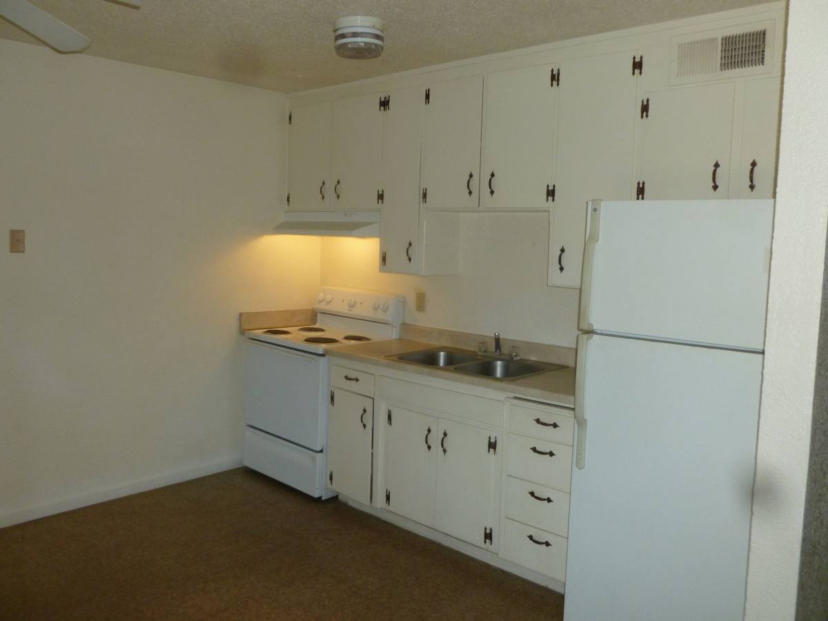 Apartment for rent at 224 W Dakota, Ave #B, Fresno, CA 93705