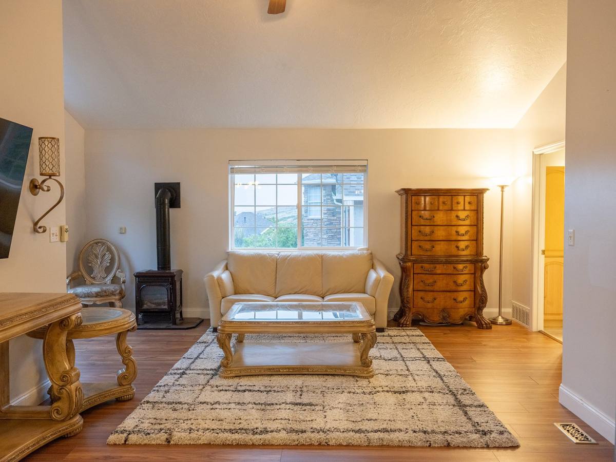 Apartment for rent at 4289 Silver Sage Circle, Alpine, UT 84004