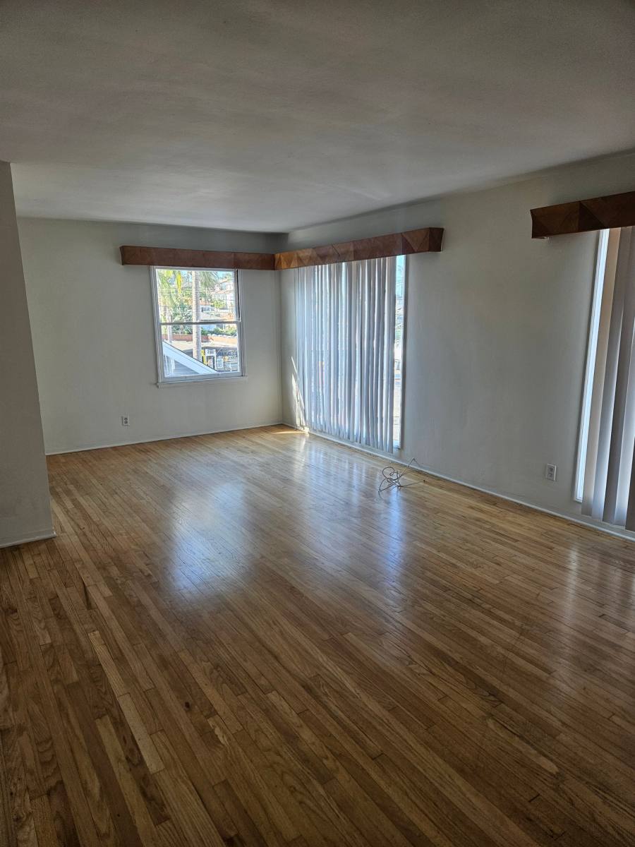 Apartment for rent at 1204 Bonnie Brea, Hermosa Beach, CA 90254