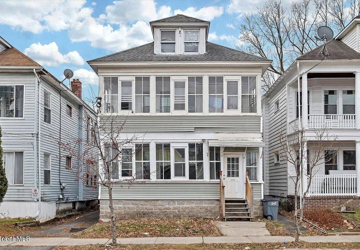 Apartment for rent at 248 Morris St #1, Albany, NY 12208