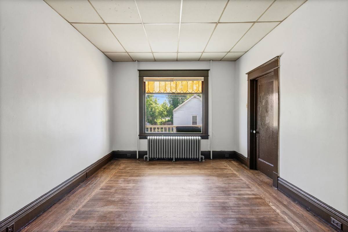Apartment for rent at 320 Saratoga Ave #1, Cohoes, NY 12047