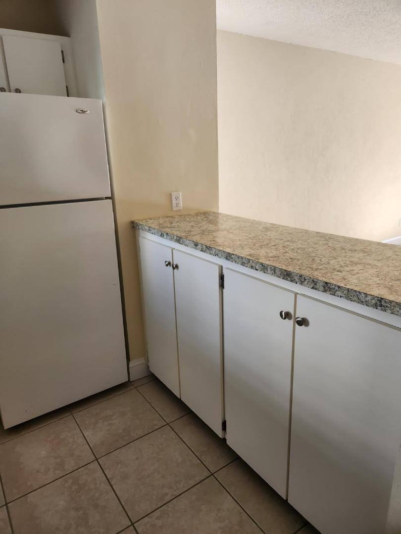 Apartment for rent at 416 N Grandview Ave #424 22, Daytona Beach, FL 32118