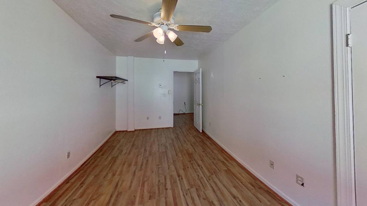 Apartment for rent at 223 E Main St #2, Front Royal, VA 22630