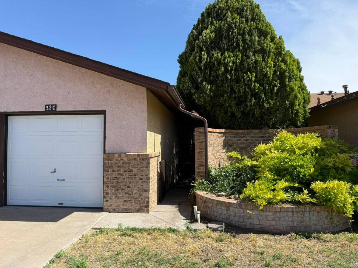 House for rent at 32 Bent Tree Rd #32 Brent, Roswell, NM 88201