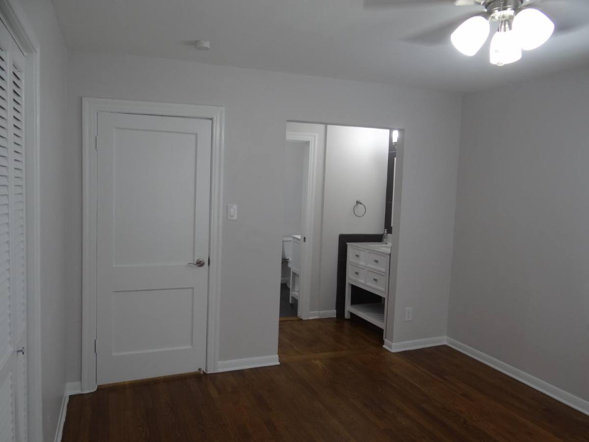 Condo for rent at 916 E 32nd St #102, Austin, TX 78705