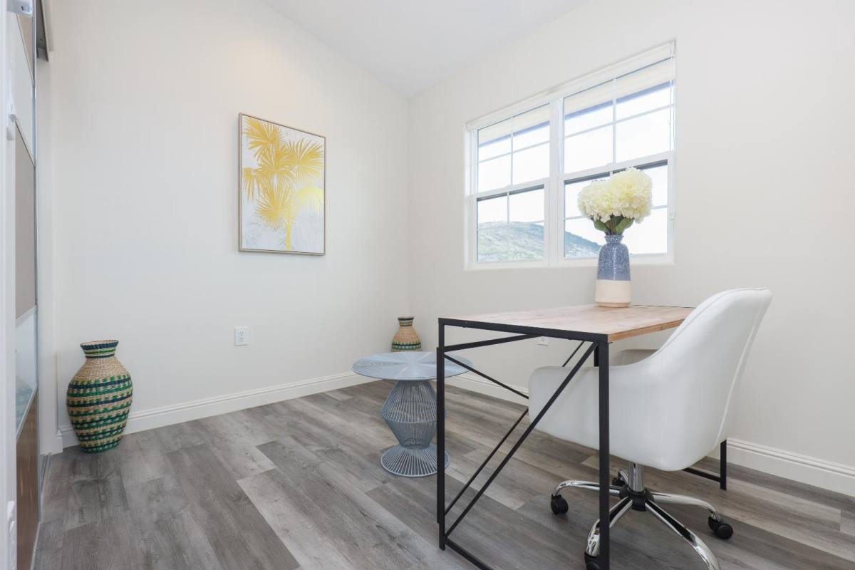 Apartment for rent at 229 Hanamaulu St, Honolulu, HI 96825
