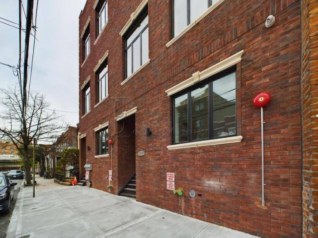 Apartment for rent at 31-25 28th Rd #3, Astoria, NY 11102